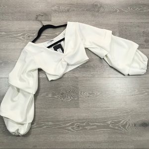 White long sleeved crop top